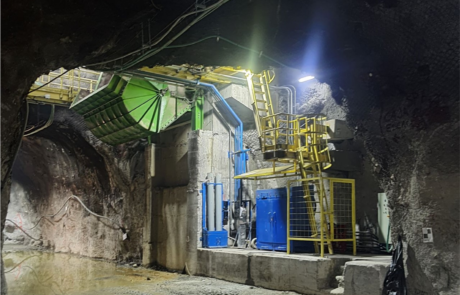 Development of an Underground Mining Loading Chute Remote Control System - Godelius